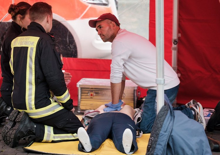 „World Restart a Heart Day”