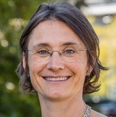 Univ.-Prof. Dr. med. Freia De Bock