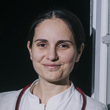 Porträt Fjolarba Binaku Bytyçi