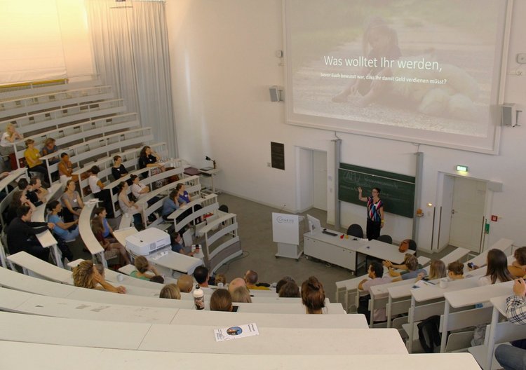 Eröffnung eines Seminartages am Kompetenzzentrum Weiterbildung Berlin