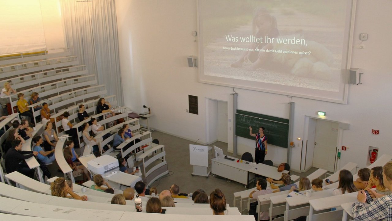 Eröffnung eines Seminartages am Kompetenzzentrum Weiterbildung Berlin