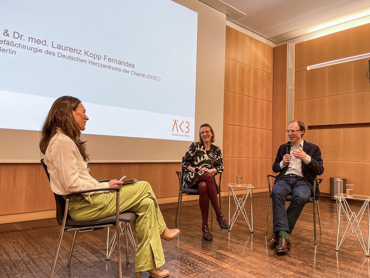 Diskussionsrunde zum Thema Topsharing in der Ärztekammer Berlin